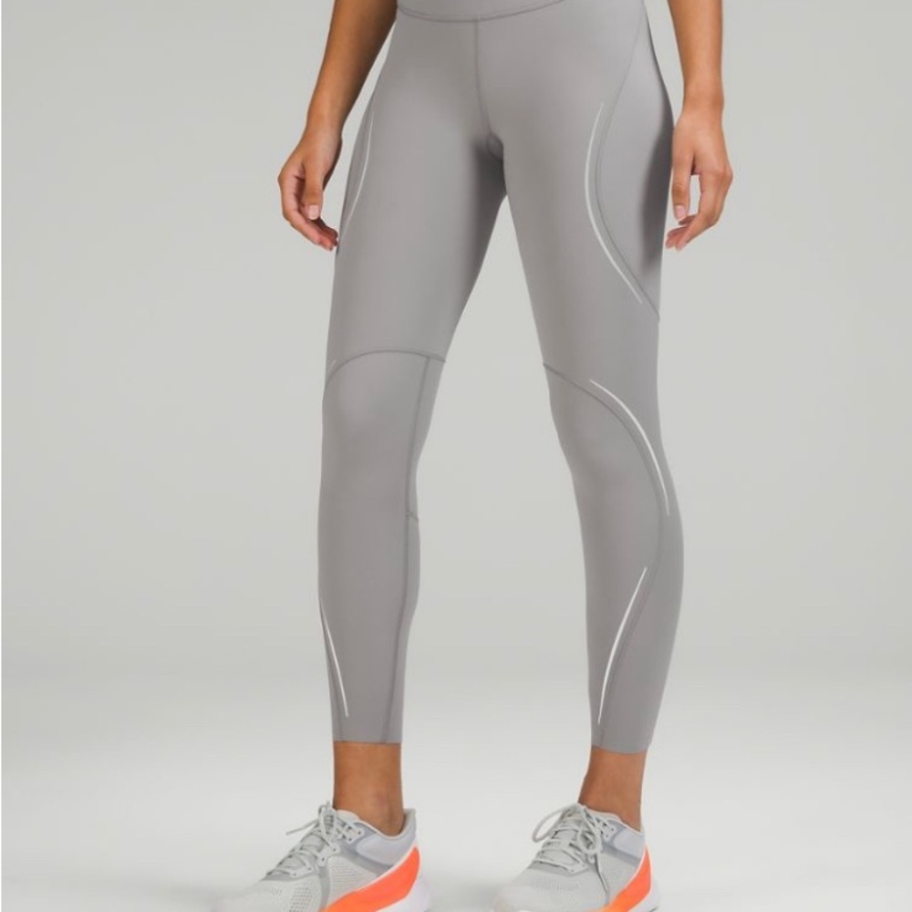 Base Pace High-Rise Reflective Tights 25”